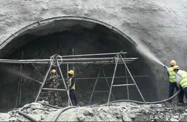 湿喷钢纤维混凝土在隧道施工中的应用